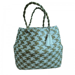 Кошница за подаръци от водорасли